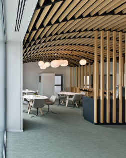 Break and relaxation area in L’Oréal, Kokkinou Kourkoulas Architects